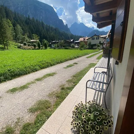 Al Tabia Pizal Apartament